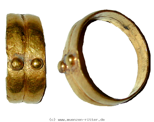 Klicken Sie auf das Bild um es auf Ihrem Rechner zu speichern rom-fingerring/24119.jpg
