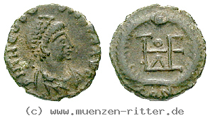 Klicken Sie auf das Bild um es auf Ihrem Rechner zu speichern theodosius-ii-nummus/38536.jpg